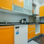 High-Ceiling 3-Bedroom Apartment