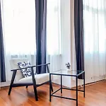 High-Ceiling 3-Bedroom Apartment